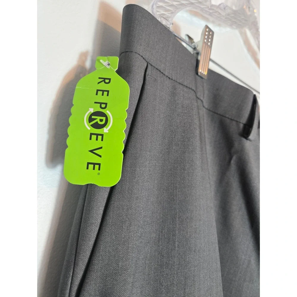 Haggar Men 40x32 Premium Flex Straight Fit Dress Pants Dark Grey Stretch HD70000
